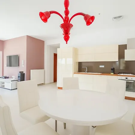 Vila Luxury With A Swimming Pool Vlasici, Pag - 25230 Vlasici