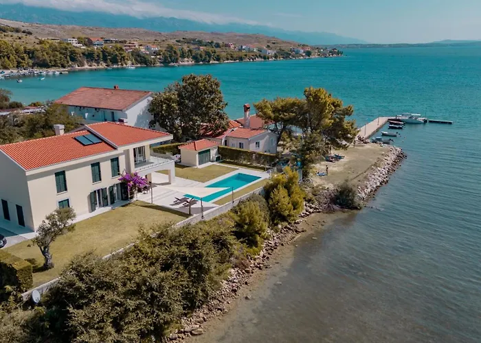 Luxury With A Swimming Pool Vlasici, Pag - 25230 *