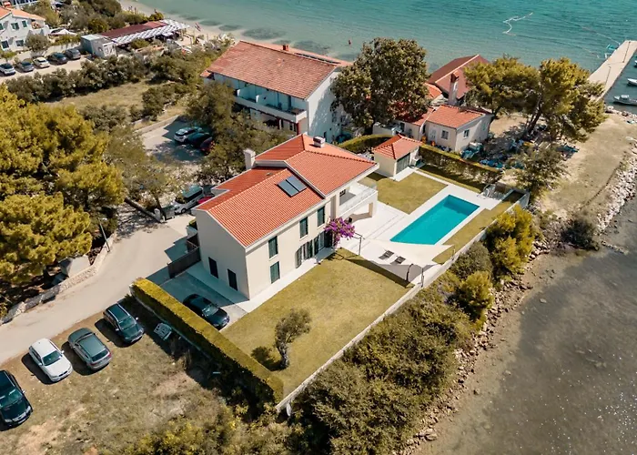 Villa Luxury With A Swimming Pool Vlasici, Pag - 25230