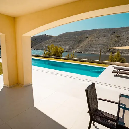 Luxury With A Swimming Pool Vlasici, Pag - 25230 Villa *