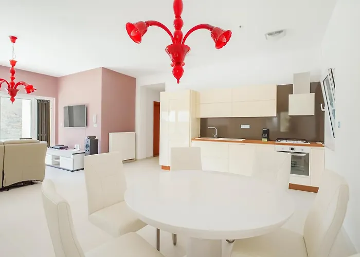 Villa Luxury With A Swimming Pool Vlasici, Pag - 25230 Vlašići
