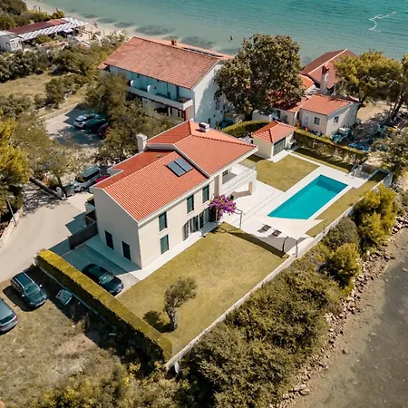 Villa Luxury With A Swimming Pool Vlasici, Pag - 25230