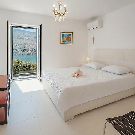 Luxury With A Swimming Pool Vlasici, Pag - 25230 Villa