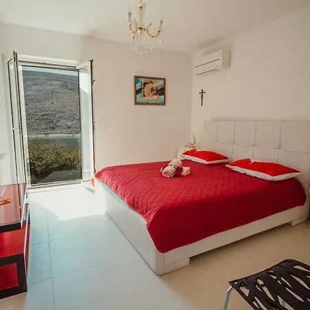 Villa Luxury With A Swimming Pool Vlasici, Pag - 25230 Vlašići