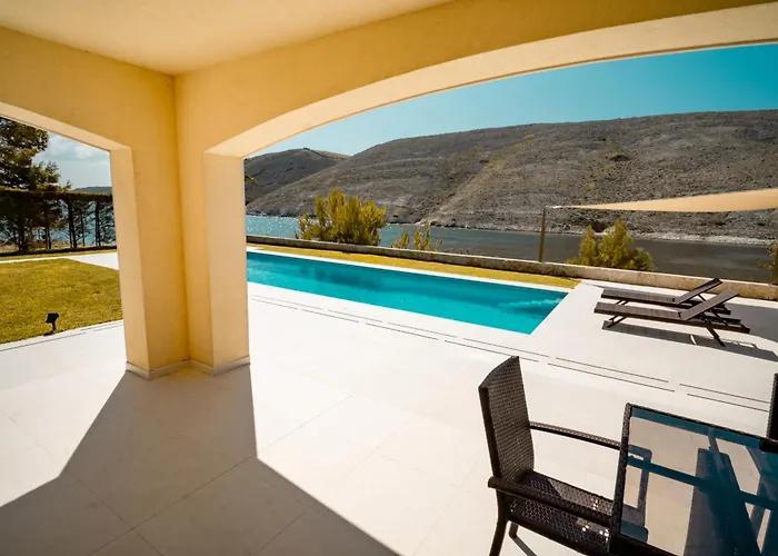 Luxury With A Swimming Pool Vlasici, Pag - 25230 Villa *